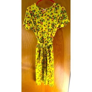 Bright Yellow Rose Printed Dress 🌹